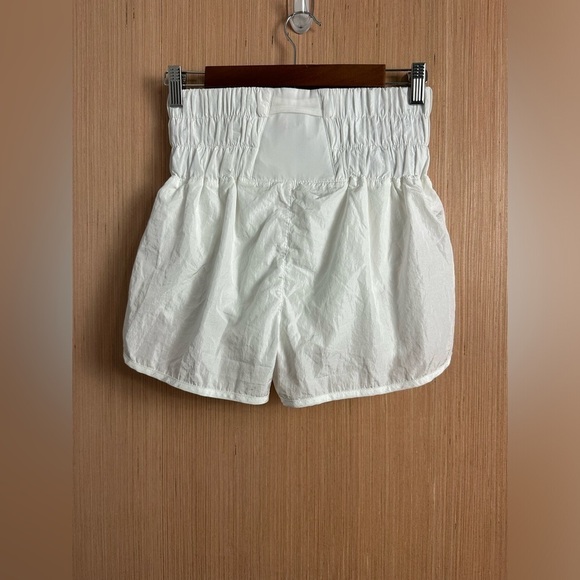 Free People Movement White The Way Back Home Shorts, Size Small (v) - Picture 5 of 12